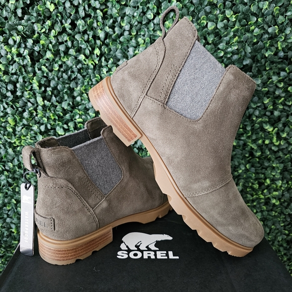 SOREL EMELIE III Women's Waterproof Chelsea Bootie 9 - Picture 1 of 9